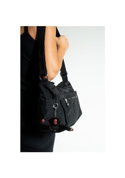 Ithal Su Geçirmez Kumaştan Kadın Omuz Çantası fiyatları