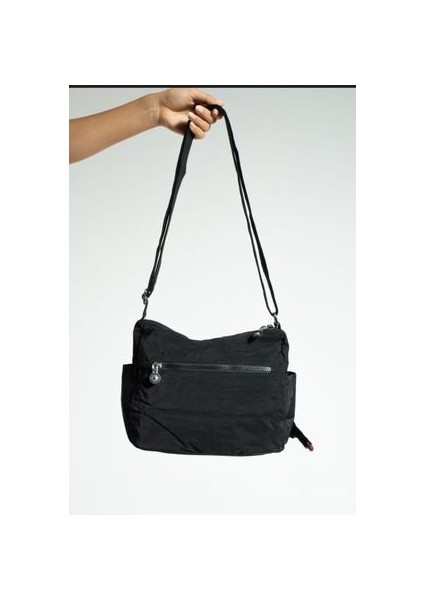 Ithal Su Geçirmez Kumaştan Kadın Omuz Çantası modelleri