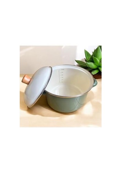 Avşar Emaye Derin Tencere - Deep Casserole - 20 cm / 3.250 ml - Ekru Yeşil Emaye fiyatları
