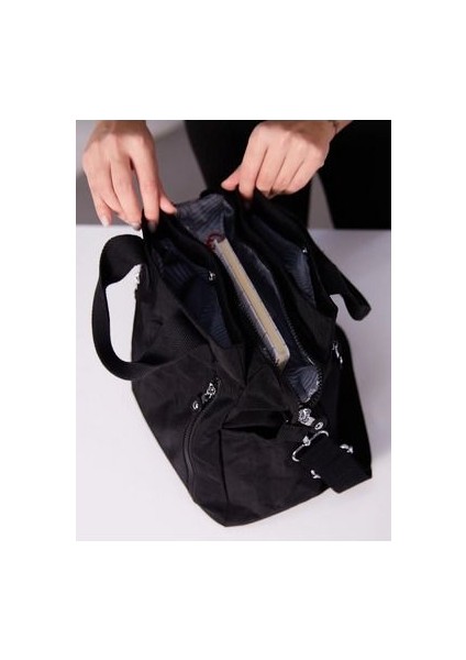 Sanmorris Su Geçirmez Krinkır Kumştan 7 Bölmeli Kadın El ve Omuz Çantası fiyatları