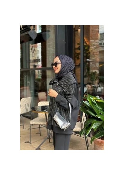 Kadın Scuba Siyah Taşlı Takım fiyatları