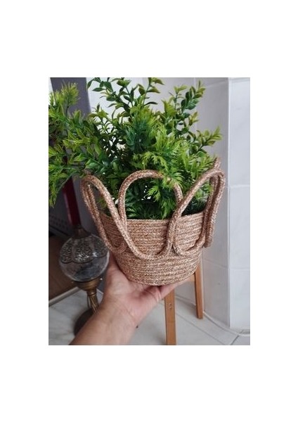 Ahşap Ayaklı Saksılık ve Hasır Sepet Saksılık