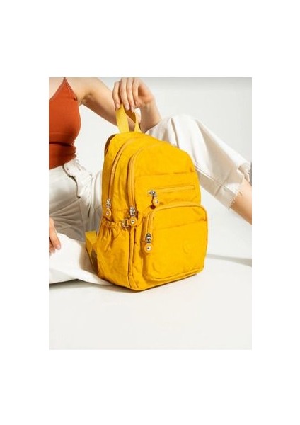 Krinkır Kumaştan Çok Bölmeli Kadın Sırt Çantası Ölçüler 34X26CM