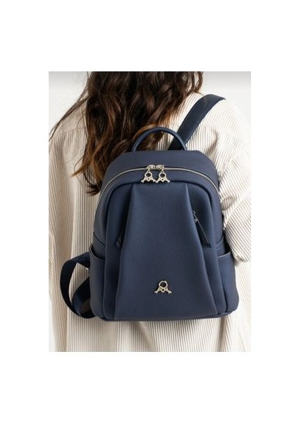 Mega Kadın Sırt Çantası