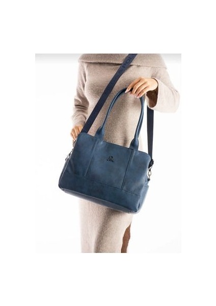 Mega Büyük Boy Kadın El ve Omuz Çantası modelleri