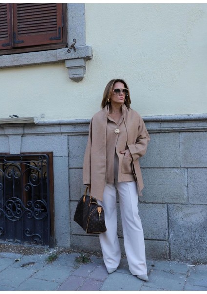 Beige Bel Detay Pantolon fırsatları