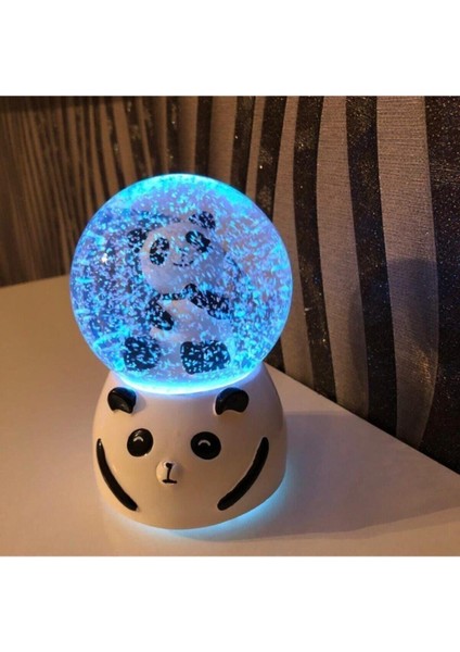 Büyük Boy Romantik Sevimli Panda Işıklı Püskürtmeli Otomatik Kar Küresi ve Müzik Kutusu