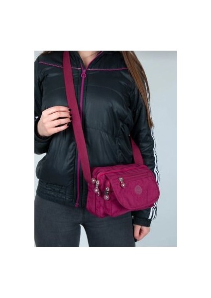 Mega Çok Bölmeli Krinkr Kumaştan Kadın Omuz Çantası