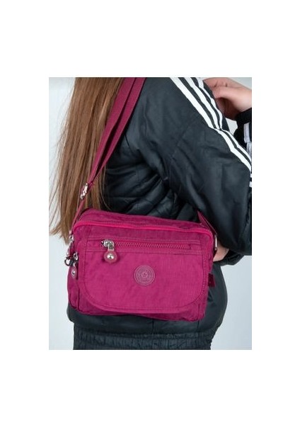 Mega Çok Bölmeli Krinkr Kumaştan Kadın Omuz Çantası fiyatları