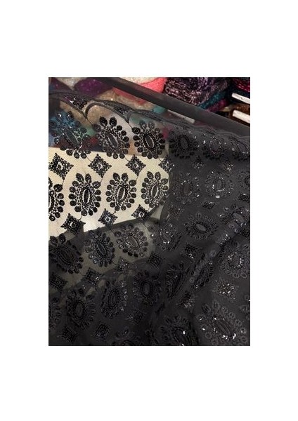 Şifon Üzerine Pullu Kumaş modelleri