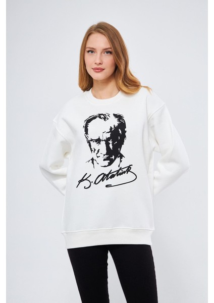 Cumhuriyet Koleksiyonu Atatürk Baskılı Imzalı Sweatshirt - Beyaz
