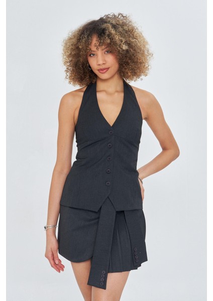 Düğmeli Halter Yaka Yelek indirimleri