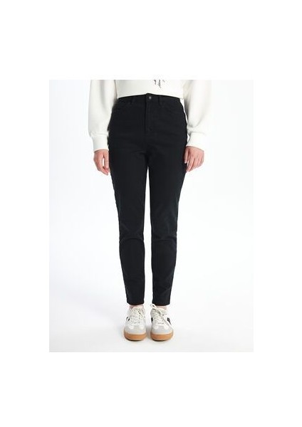 Yeni Sezon Slim Fit Kadin Jean Pantolon - W42429Z8 fiyatları