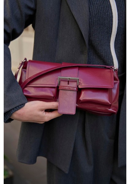 Bordo Kadın Kaplamalı El ve Omuz Çantasi fırsatları