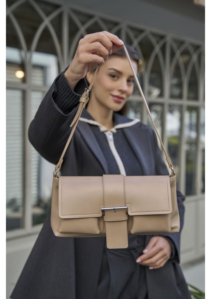 Vizon Kadın Kaplamalı El ve Omuz Çantasi fiyatları