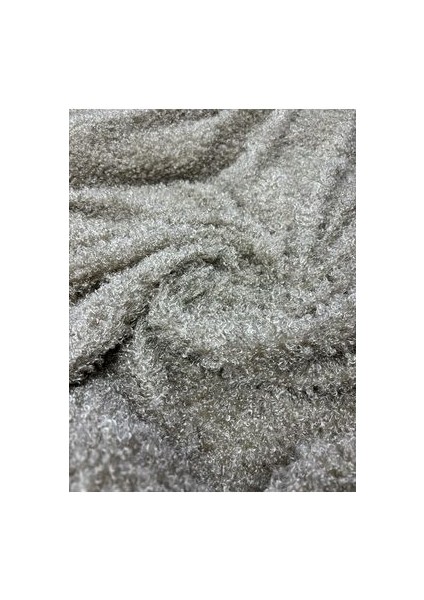 Püsküllü Peluş Kumaş