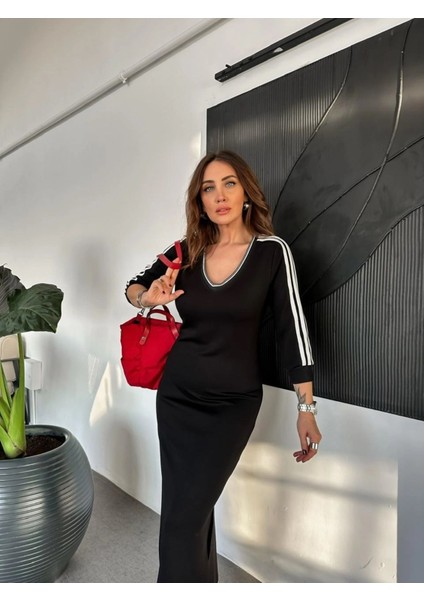 Egzotik Asortik Kadın V Yakası ve Uzun Kol 3 Şeritli Midi Boy Penye Elbise
