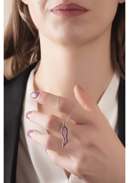 925 Ayar Gümüş Rodyum Kaplamalı Ruby Taşlı Balık Kolye