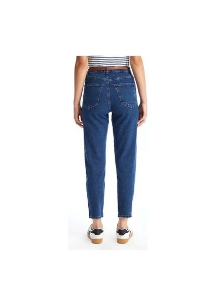 Indigo Beli Kemerli Mom Fit Kadın Jean Pantolon modelleri
