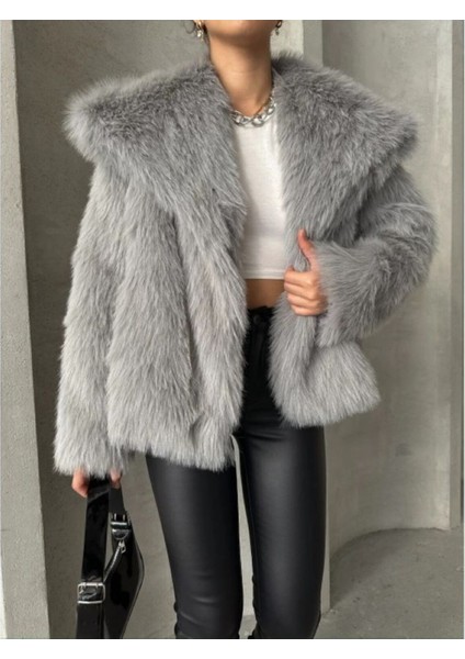 Robin Kadın Çıt Çıtlı Premium Kısa Oversize Suni Kürk Mont modelleri