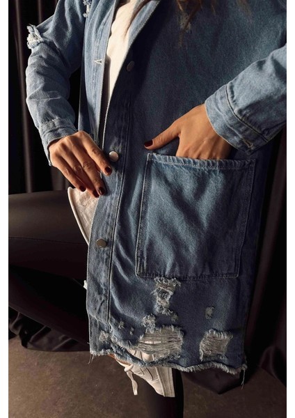 Sagi Kadın Yırtık Detaylı Kapüşonlu Oversize Jean Ceket