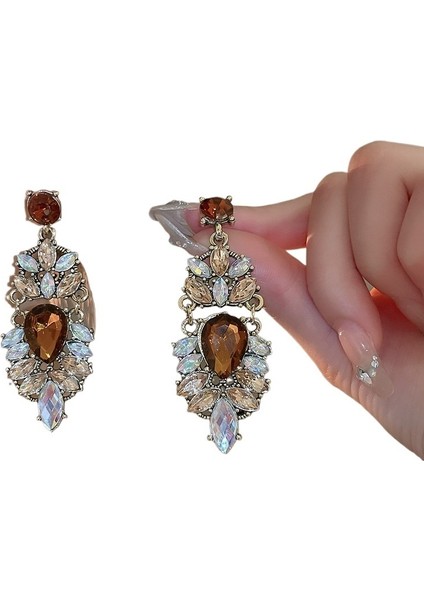 Gümüş Iğne Yüksek Dereceli Yanıp Sönen Renkli Elmas Su Damlası Küpe Küpe Niş Işık Lüks Mizaç Küpe Kadınlar Için (Yurt Dışından)