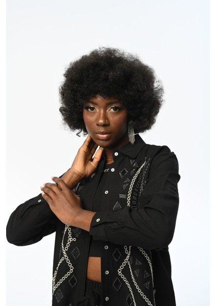 Kadın Oversıze Kalıp Nakışlı Gömlek