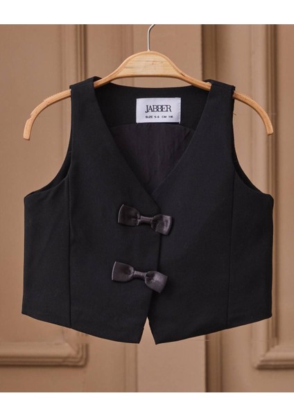 Fiyonk Detaylı Yelekli Şortlu Takım fiyatları