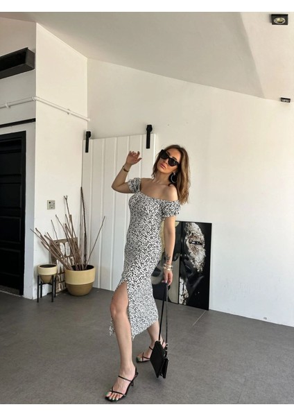 Minik Çiçek Desenli Bürümcük Kumaş Madonna Yaka Elbise fırsatları