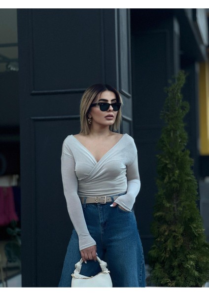 Neşem Kadın Asimetrik Omuz Detaylı Kruvaze Bluz fiyatları