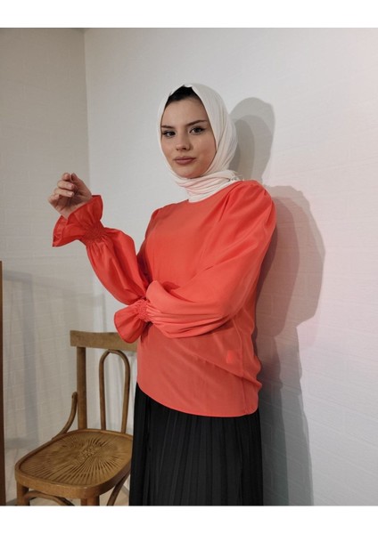 Kadın Kolucu Büzgülü Bluz modelleri