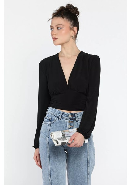 Kadın V Yaka Dekolteli Büzgü Detaylı Bluz P-00015028 fiyatları