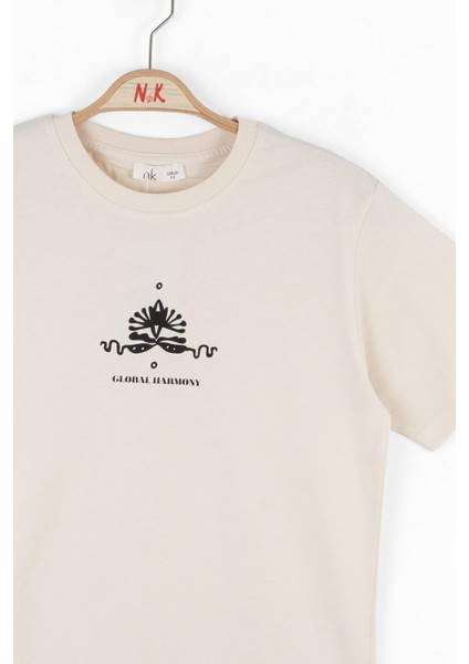 Nk Erkek Çocuk Global Harmony Tshirt 8-14 Yaş Krem fırsatları