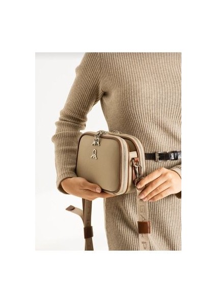 Mega Polo Çok Bölmeli Kadın Omuz Çantası fiyatları