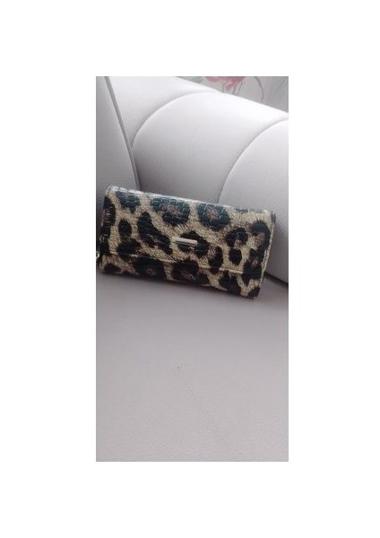 Leopar Desen Rugan Kağıt Para Bozuk Para Kartlık ve Telefon Bölmeli Çok Şık Kadın Cüzdan fiyatları