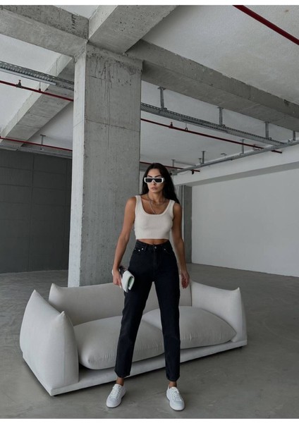 Kadın Yüksek Bel Siyah Boyfriend Jeans Likralı Esnek Kot Pantolon(Tam Kalıp)