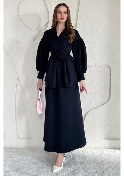 Gül Detaylı Etekli Takım