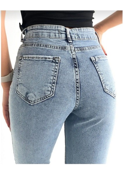 Jeans Açık Mavi Yüksek Bel Likralı Mom Jeans Pantolon modelleri