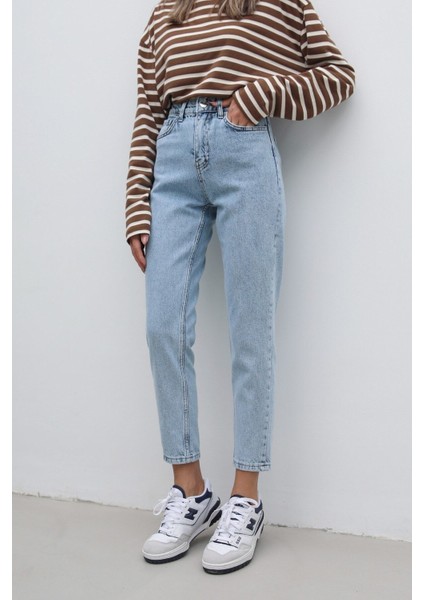 Yüksek Bel Kar Yıkama Buz Mavisi Mom Jean fırsatları