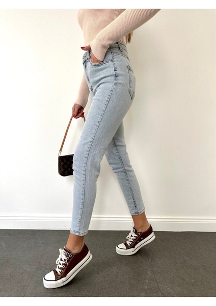 Mary Vintage Straght Fit Yüksek Bel Yırtık Detaylı Uzun Boy Jean Pantolon indirimleri