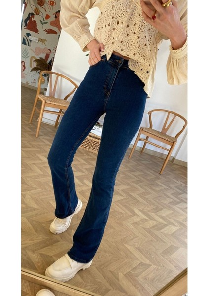 Yüksek Bel Lacivert Ispanyol Paça Pantolon Likralı Esnek Jeans (1 Beden Büyük Alınız)