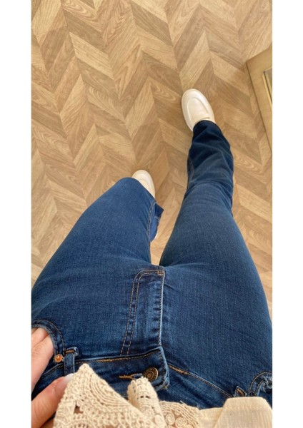 Yüksek Bel Lacivert Ispanyol Paça Pantolon Likralı Esnek Jeans (1 Beden Büyük Alınız)