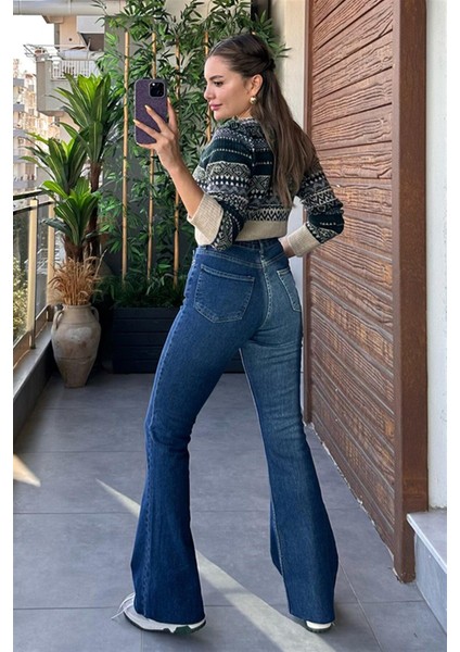 Monera Lacivert Solmaz Yüksek Bel Ispanyol Jeans Renk Solmayan Ispanyol 2024 modelleri