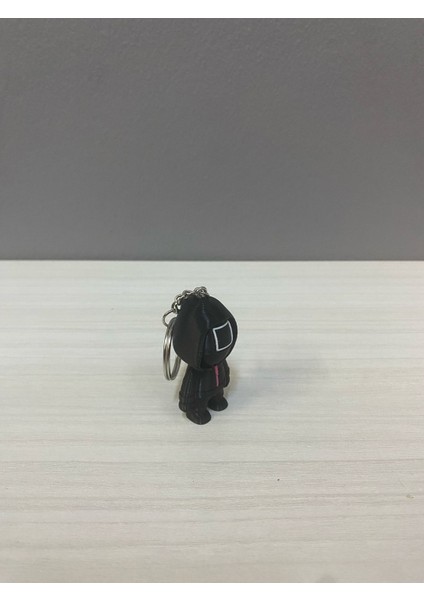 Squid Game Subay Anahtarlık fırsatları