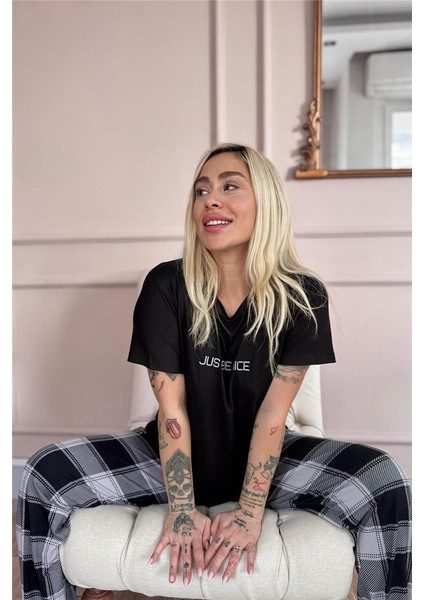 Siyah Just Desenli Bambu Kısa Kol Kadın Pijama Takımı
