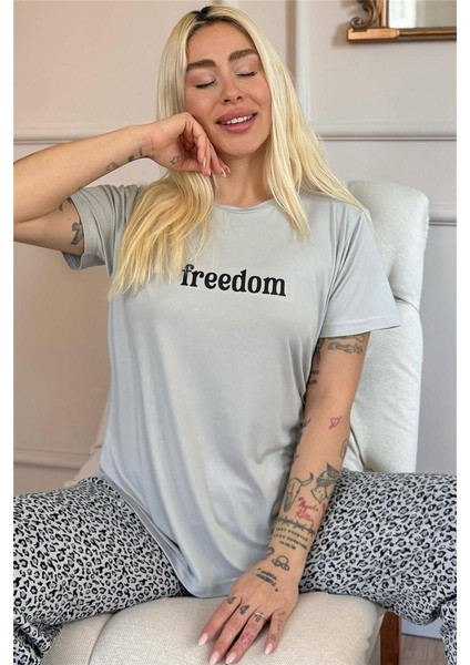 Gri Freedom Desenli Bambu Kısa Kol Kadın Pijama Takımı