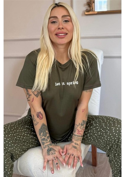 Haki Let It Spring Desenli Bambu Kısa Kol Kadın Pijama Takımı