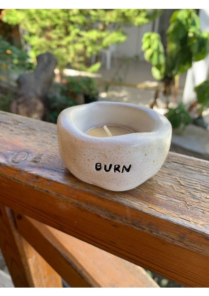 El Yapımı Seramik Mumluk Burn