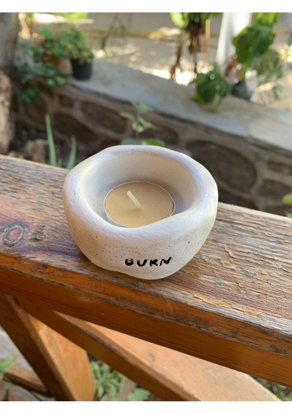 El Yapımı Seramik Mumluk Burn
