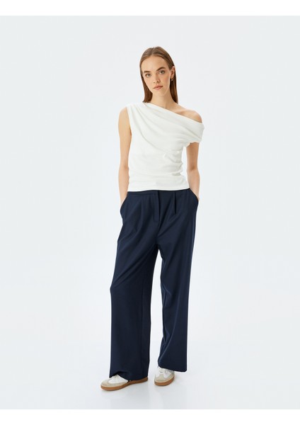 Kayık Yaka Drapeli Kolsuz Slim Fit Bluz